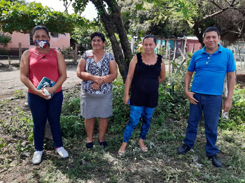 Representantes de Junta Directiva del CAPS Casas Nuevas